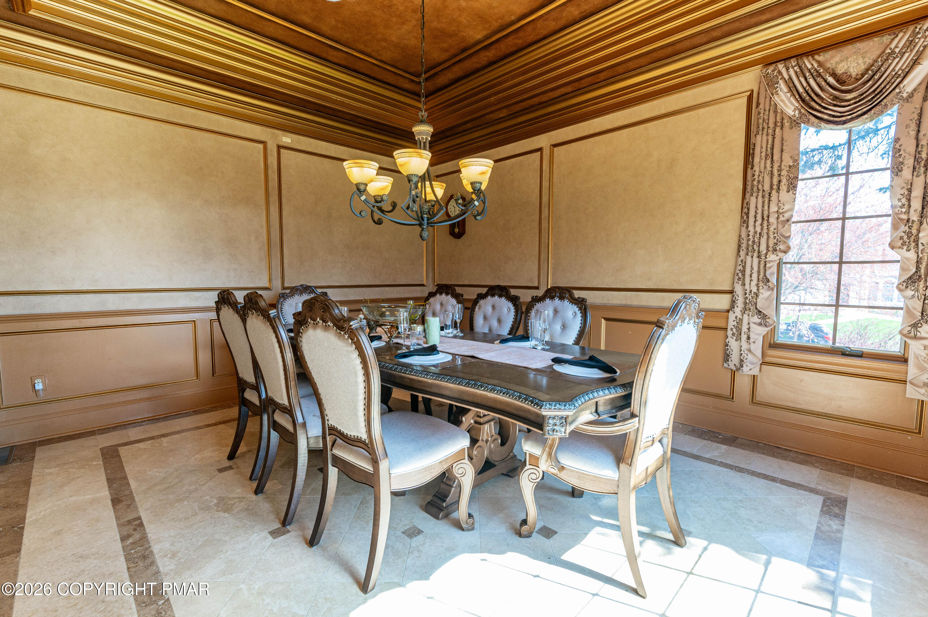 49 Crest Boulevard Property Photo 14