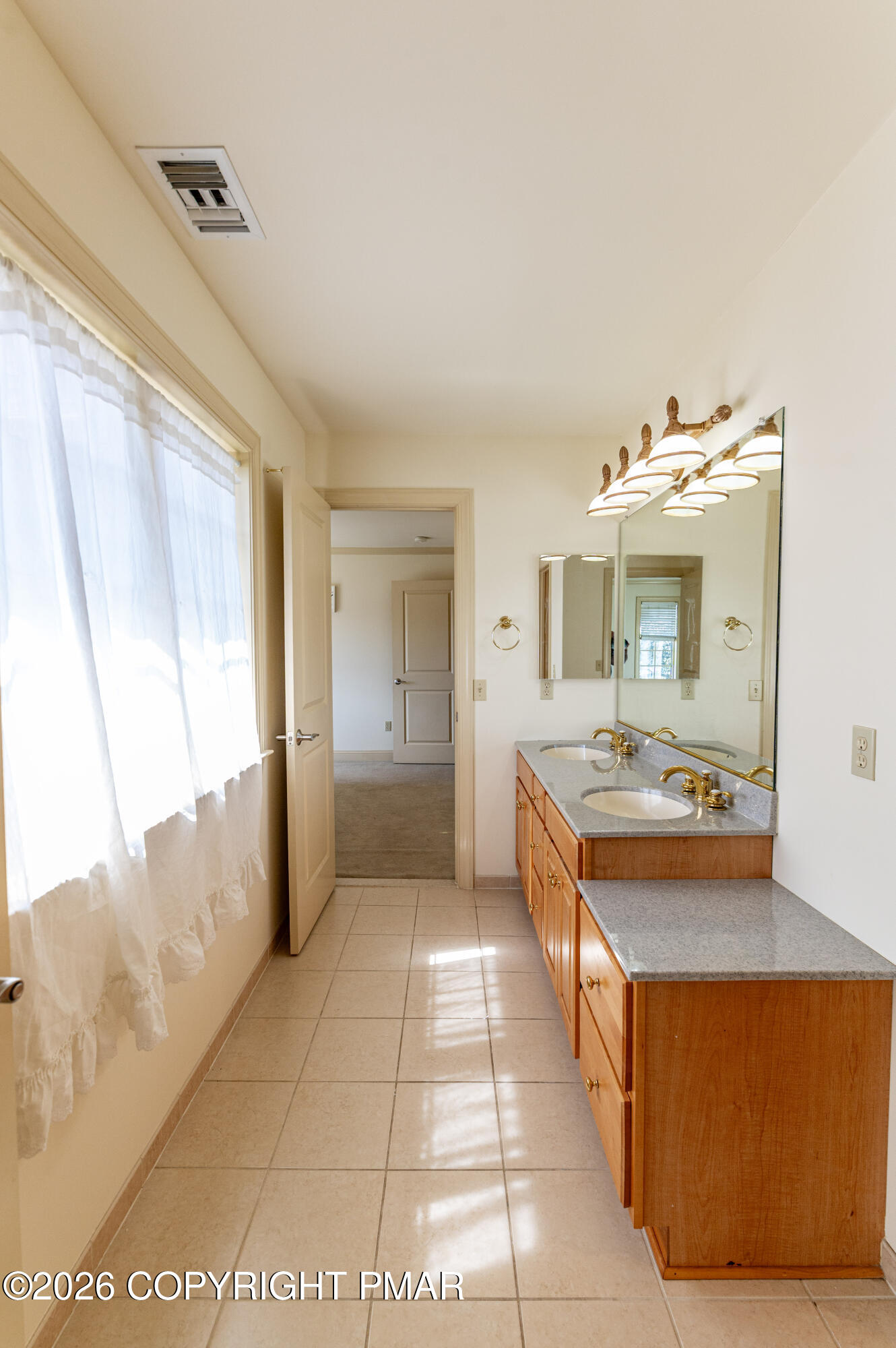 49 Crest Boulevard Property Photo 44