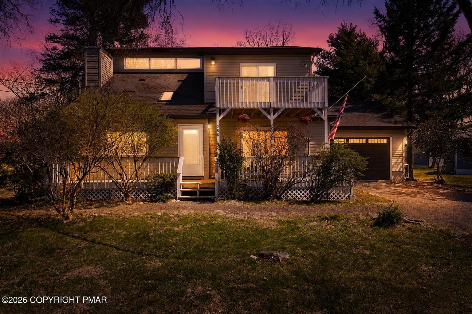 286 Mckuen Way Property Photo 2