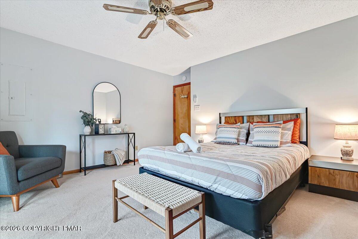 286 Mckuen Way Property Photo 9