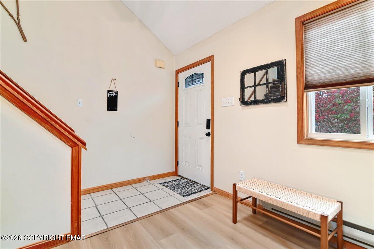 286 Mckuen Way Property Photo 27