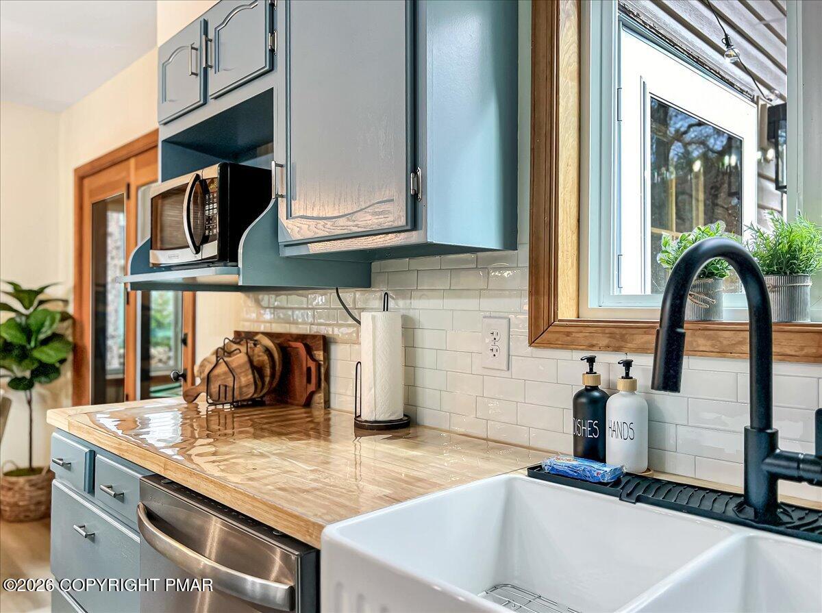 286 Mckuen Way Property Photo 30