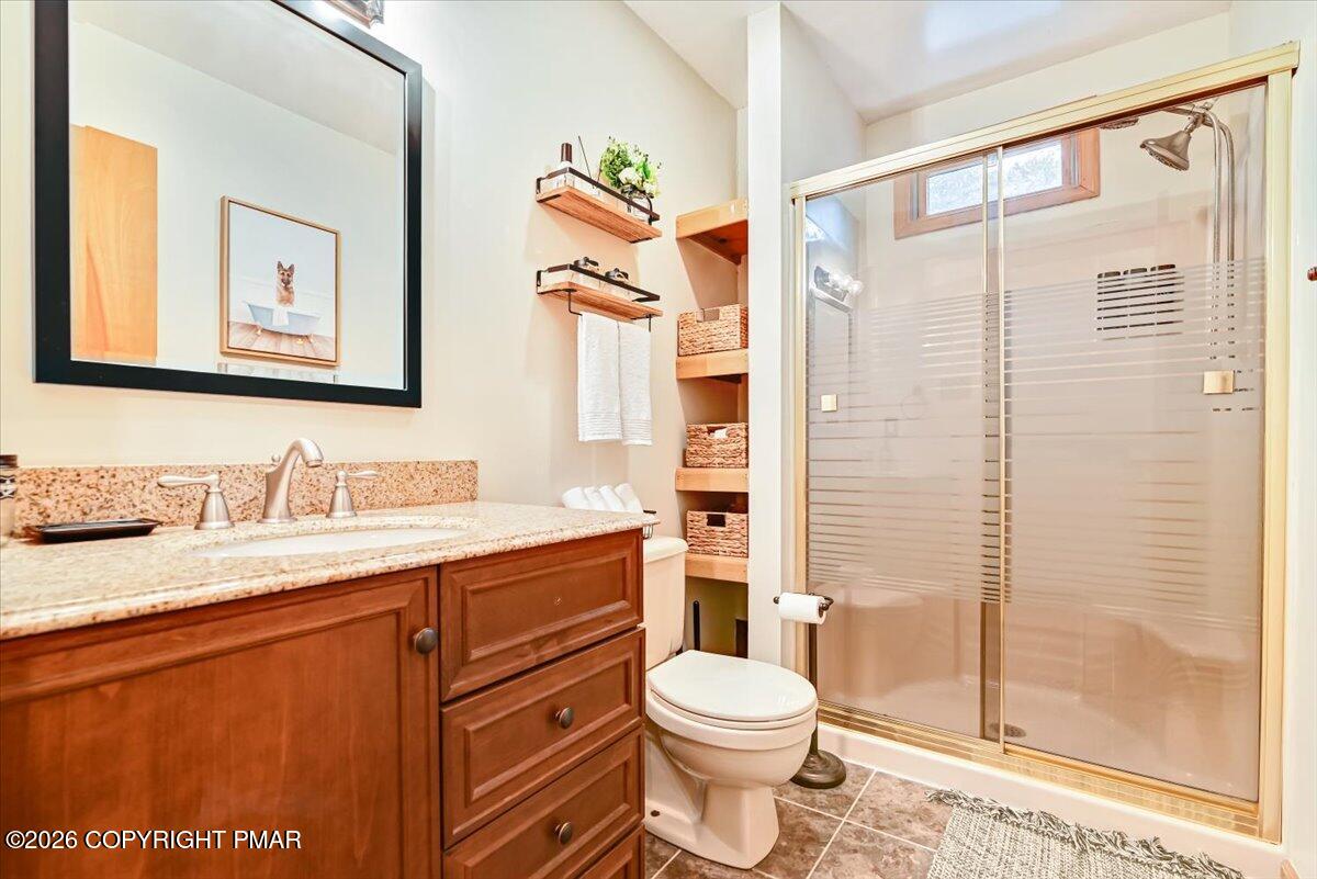 286 Mckuen Way Property Photo 35