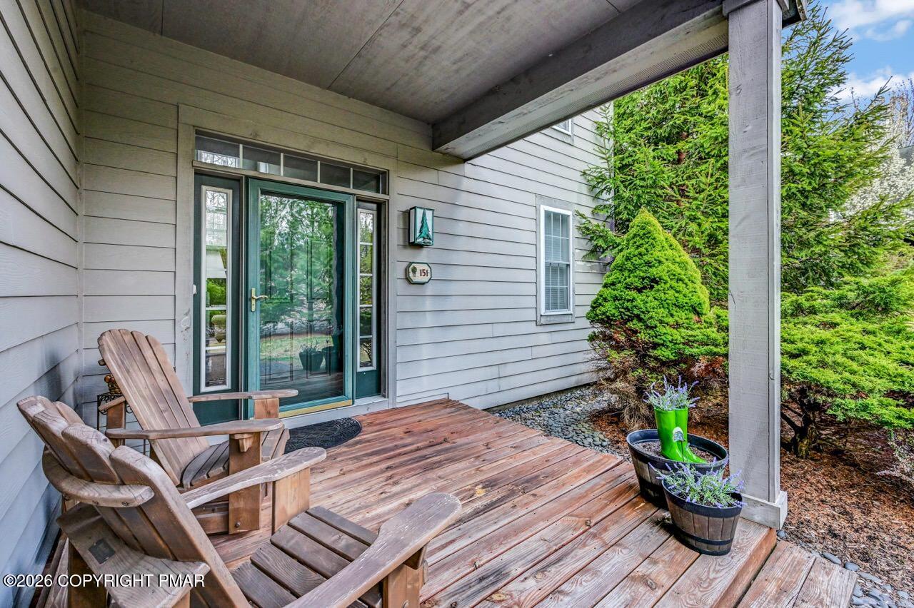 151 Skytop Road Property Photo 2