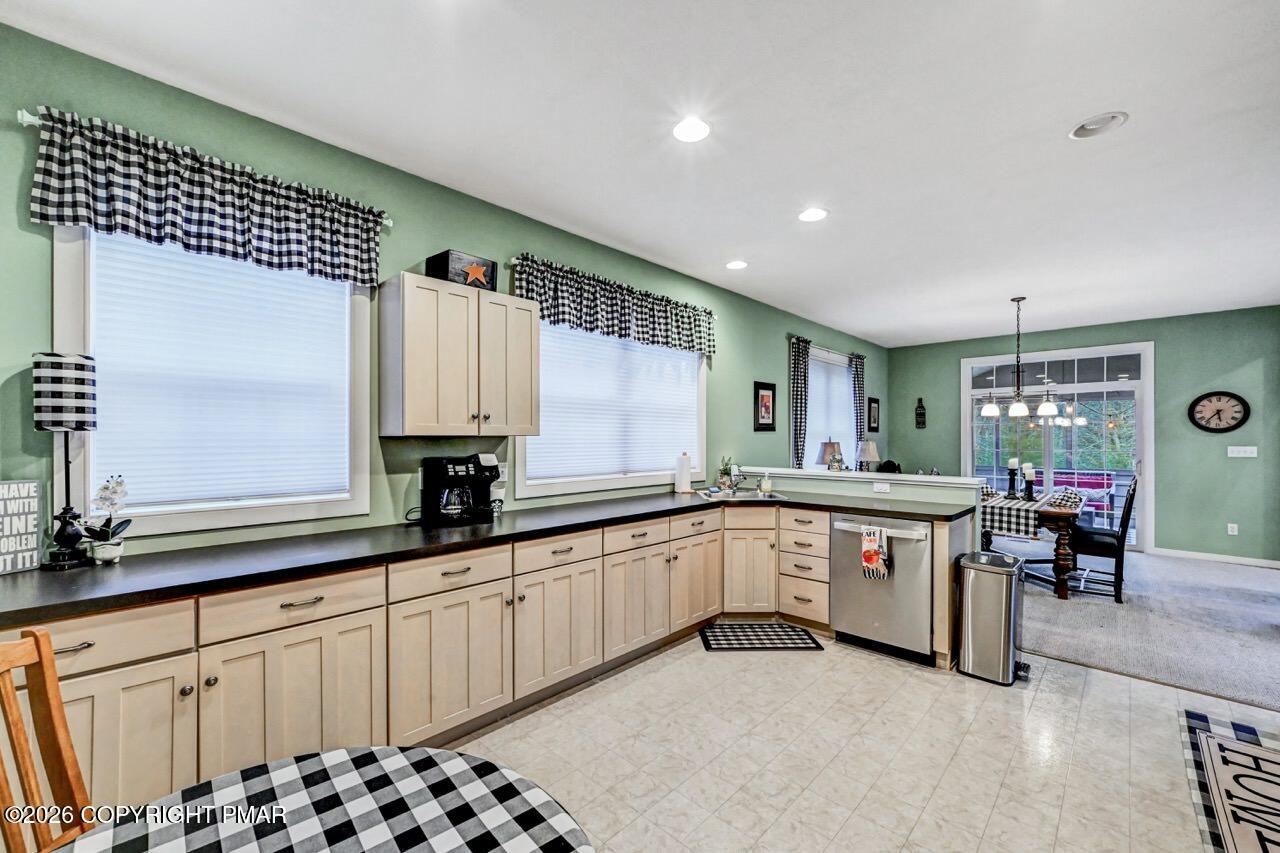 151 Skytop Road Property Photo 10