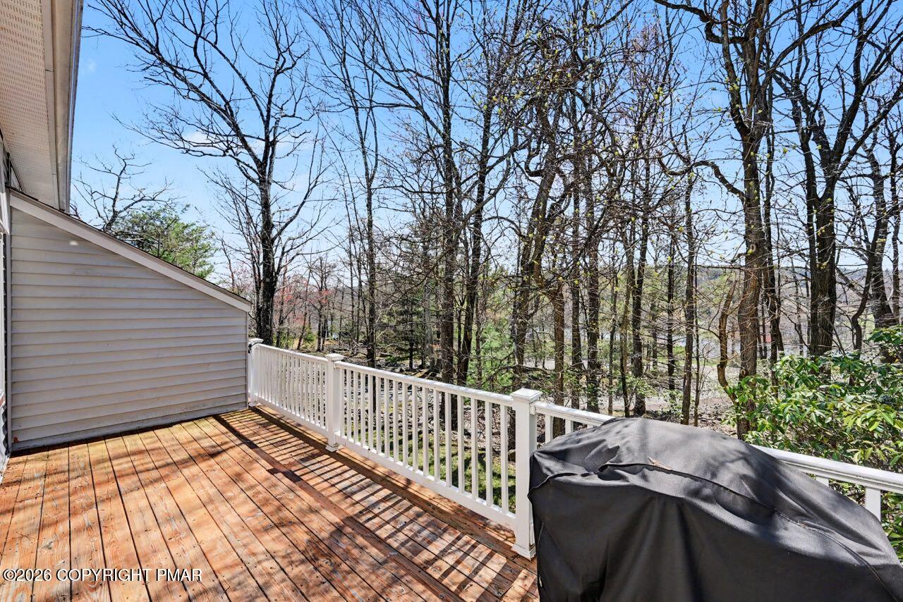 5 Beachwood Court Property Photo 15