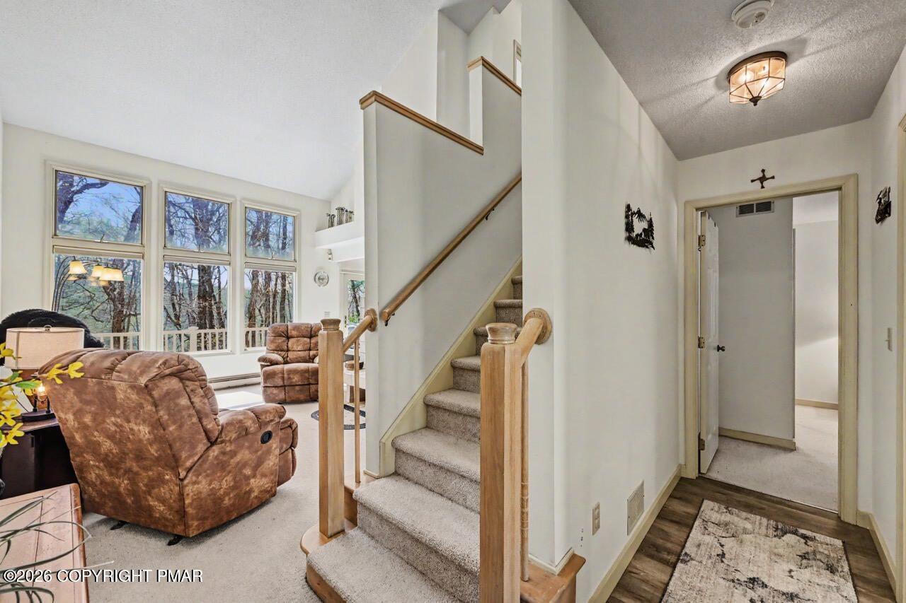 5 Beachwood Court Property Photo 28
