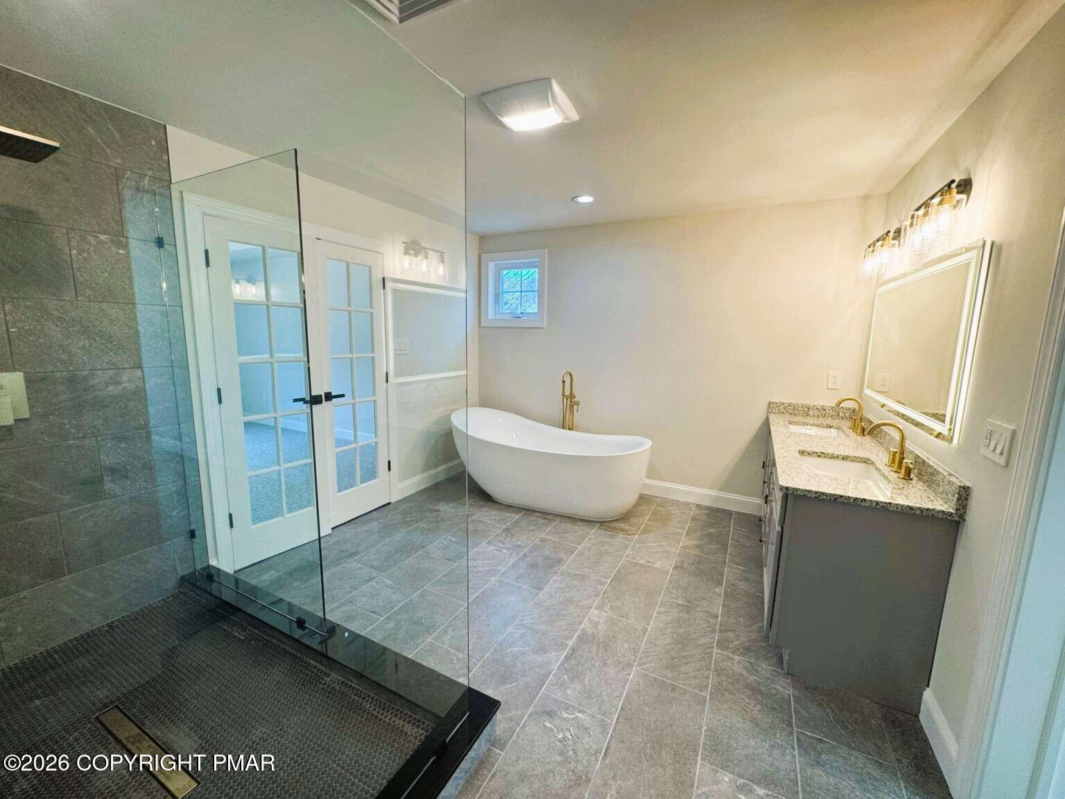 53 Patten Circle Property Photo 13