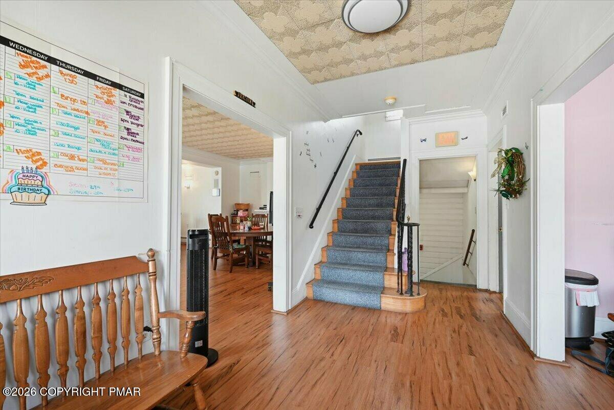 306 W Main Street Property Photo 3