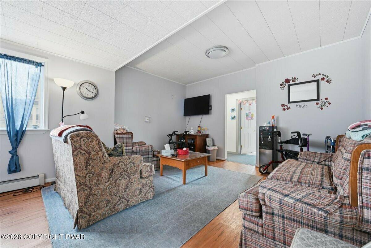 306 W Main Street Property Photo 7