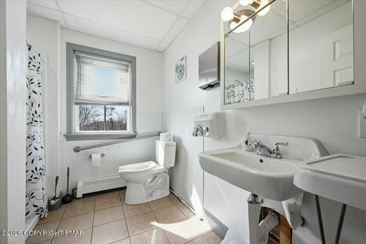 306 W Main Street Property Photo 18