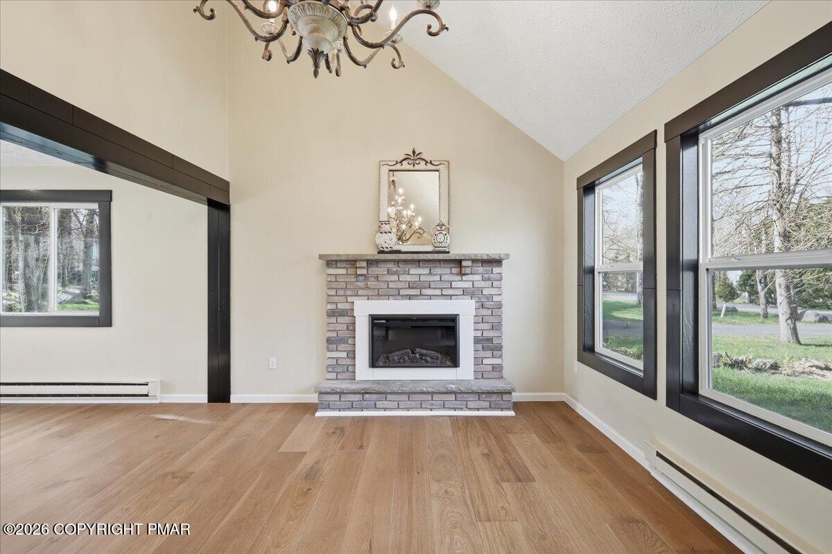 4554 Briarcliff Terrace Property Photo 12