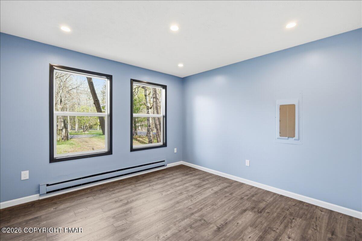 4554 Briarcliff Terrace Property Photo 24