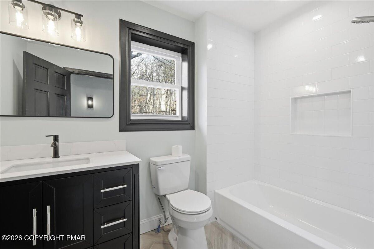 4554 Briarcliff Terrace Property Photo 35