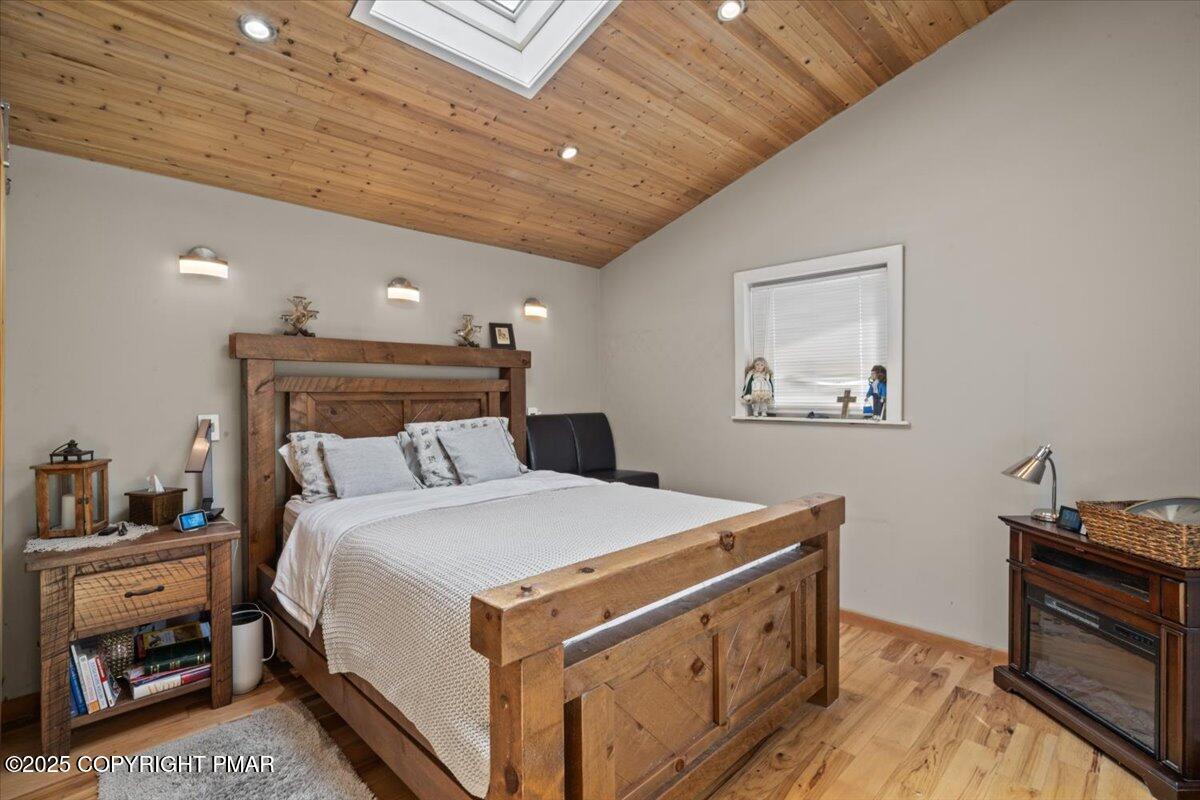 5009 Woodside Drive Property Photo 16