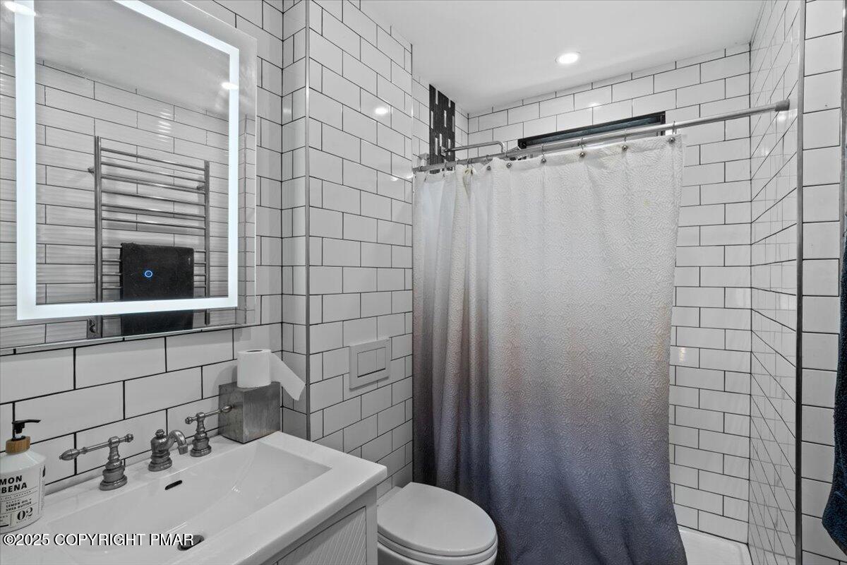 5009 Woodside Drive Property Photo 18