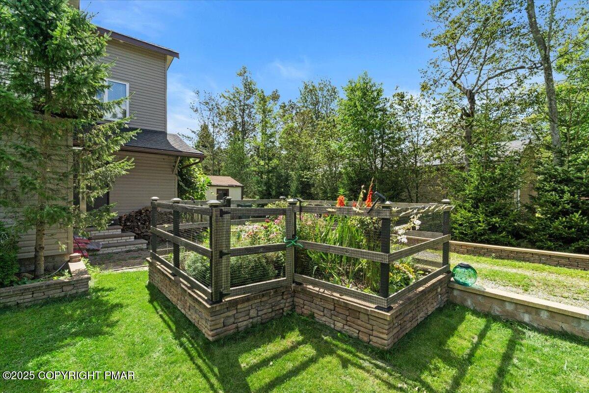 5009 Woodside Drive Property Photo 20