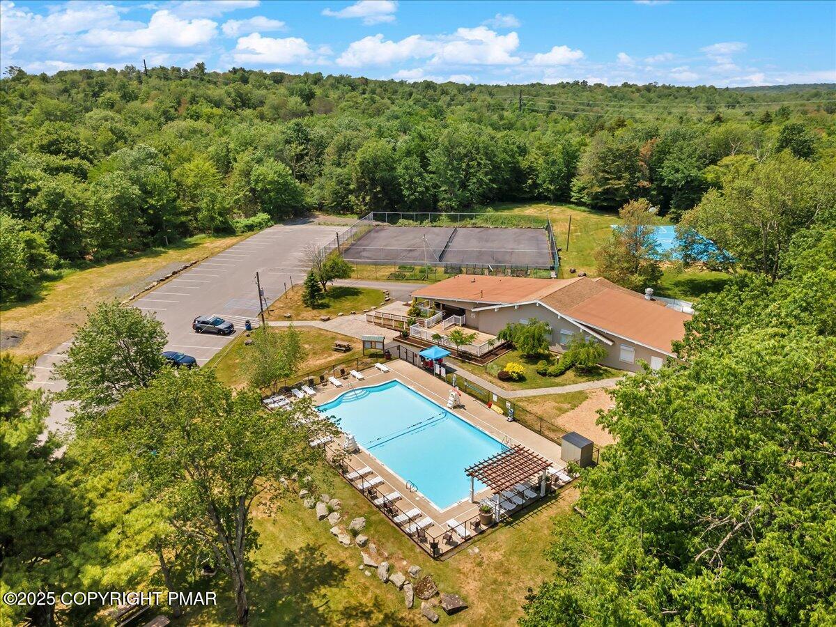 5009 Woodside Drive Property Photo 35