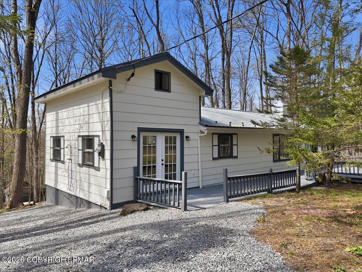 154 Ski Trail Property Photo 1