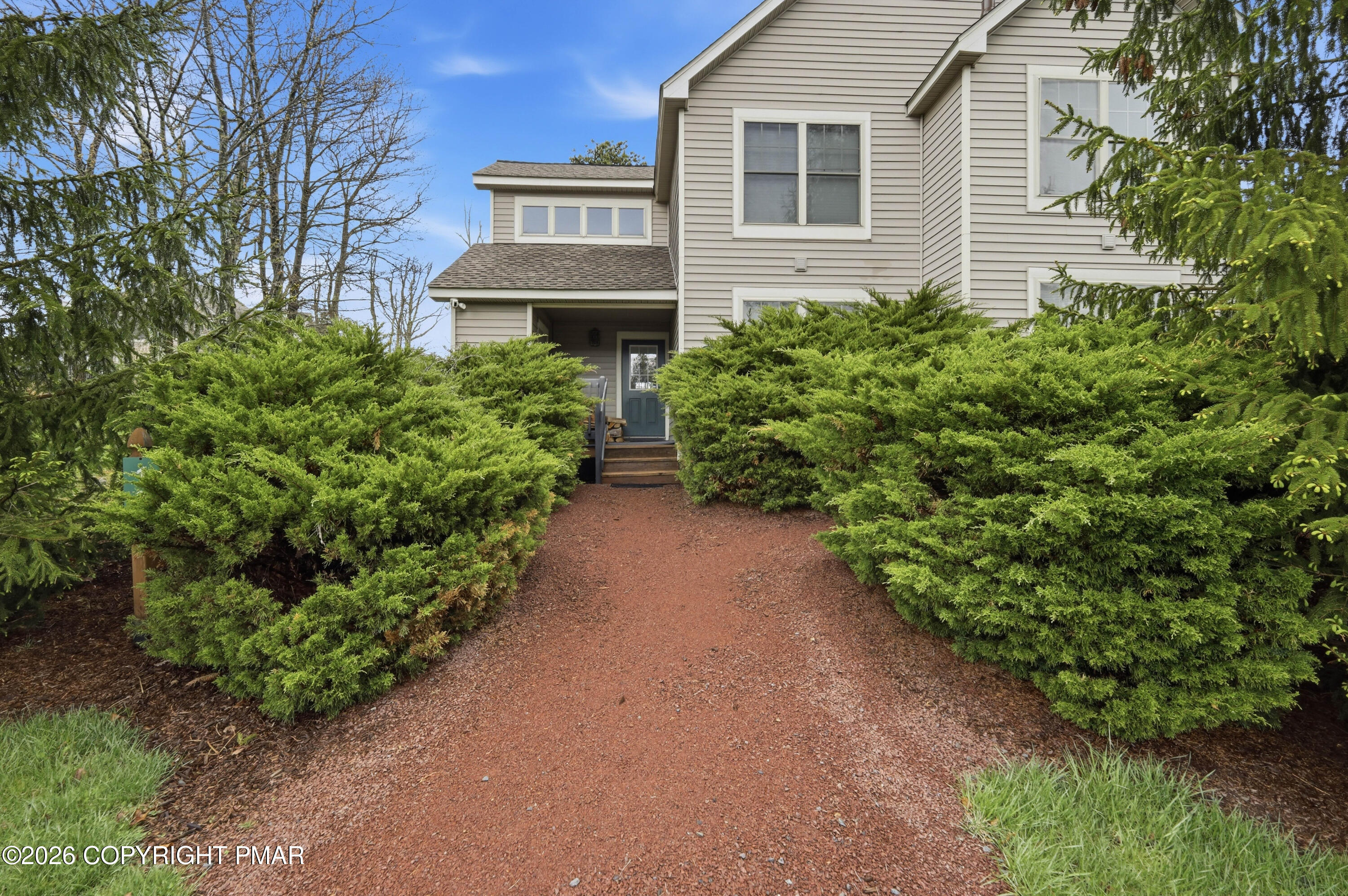 187 Hawthorne Court Property Photo 1