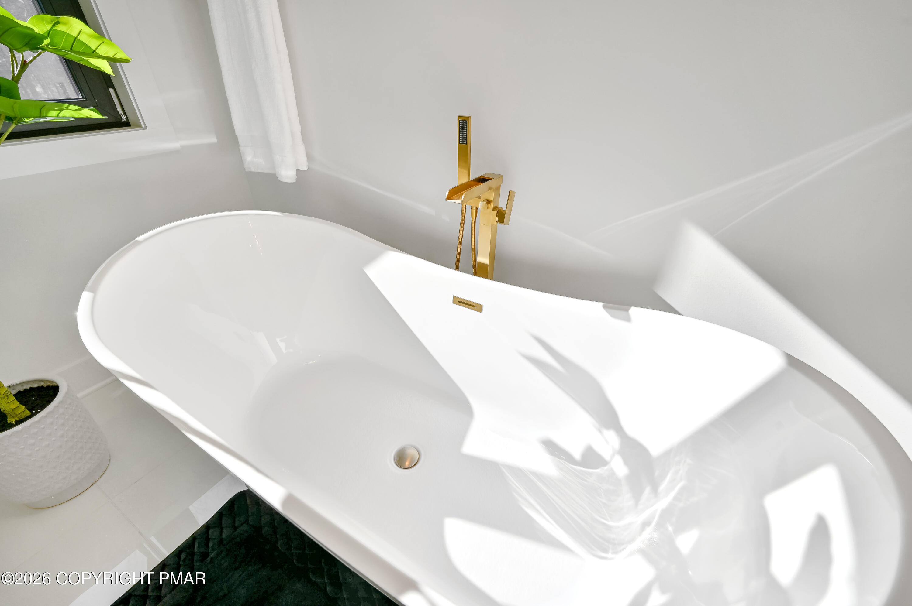 212 Gross Drive Property Photo 43