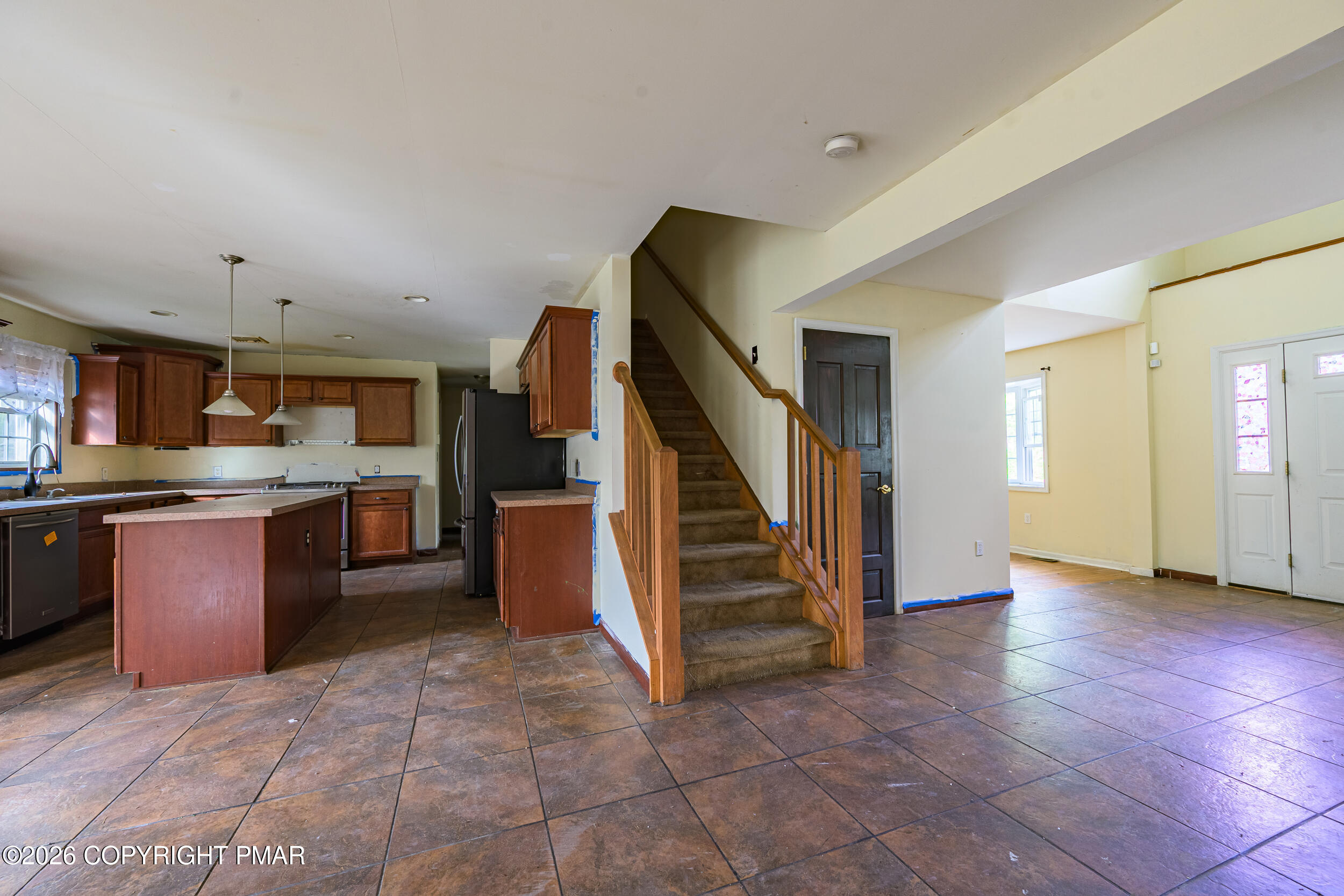 101 Kimball Court Property Photo 9