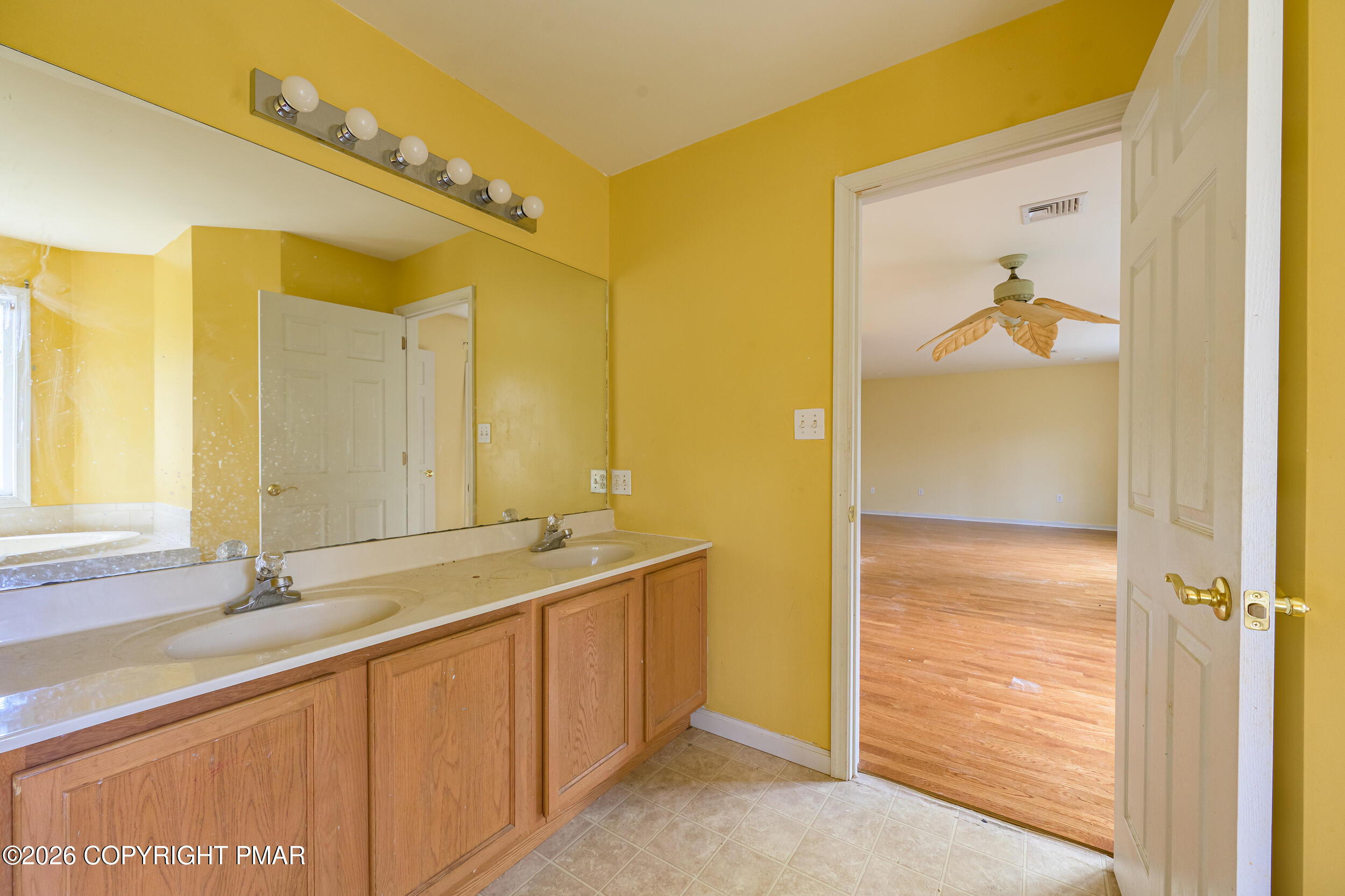 101 Kimball Court Property Photo 20
