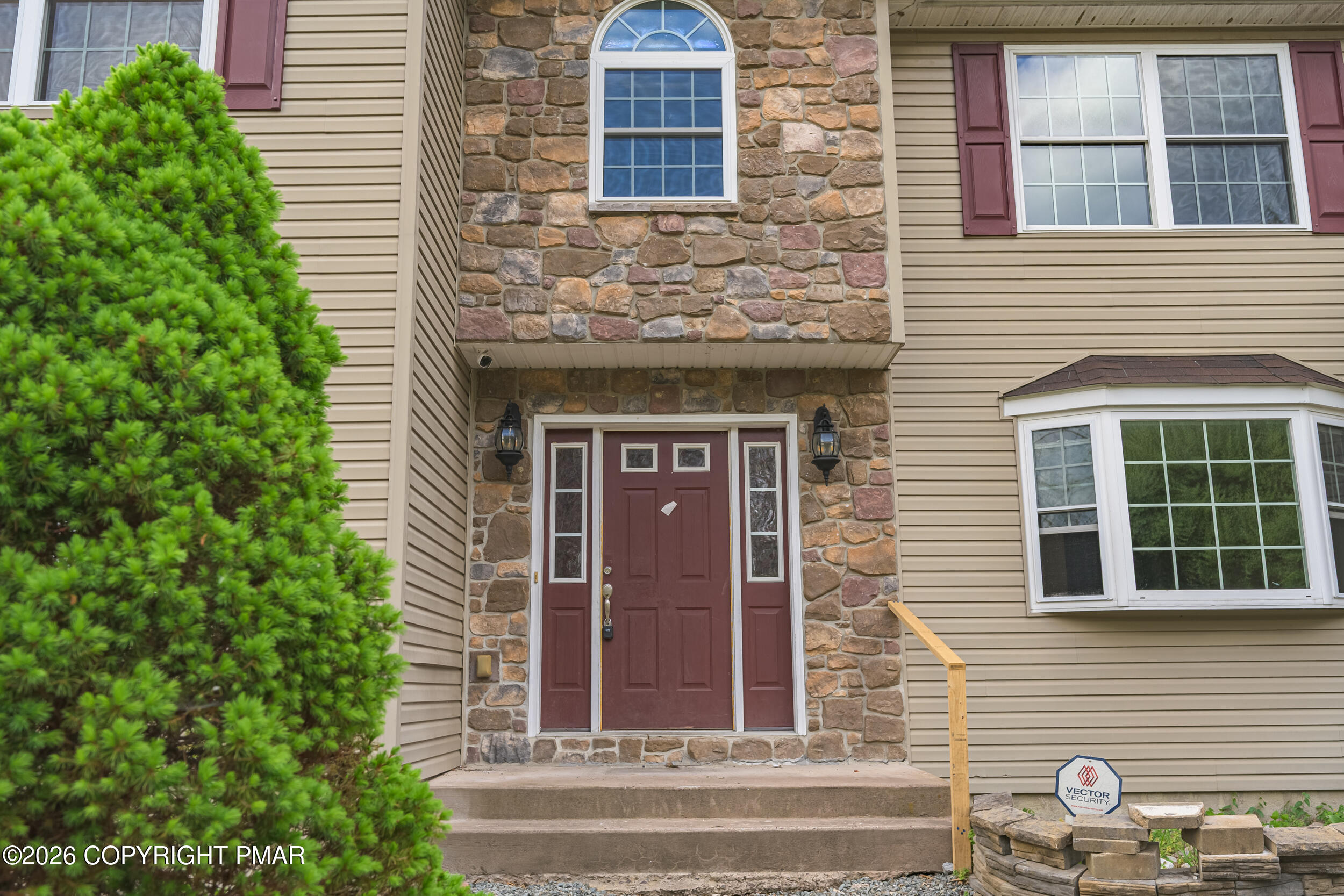 101 Kimball Court Property Photo 28