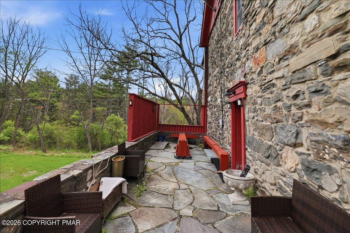 5265 Milford Road Property Photo 13