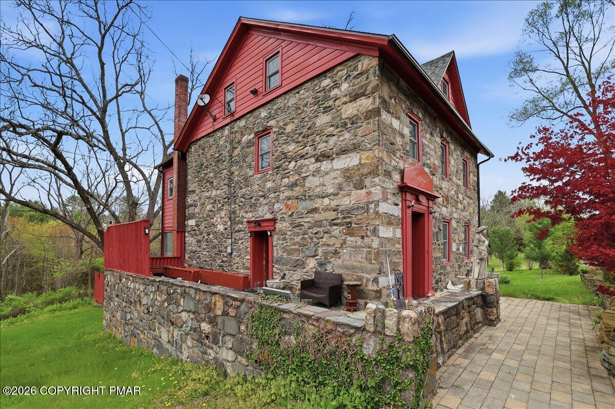 5265 Milford Road Property Photo 15