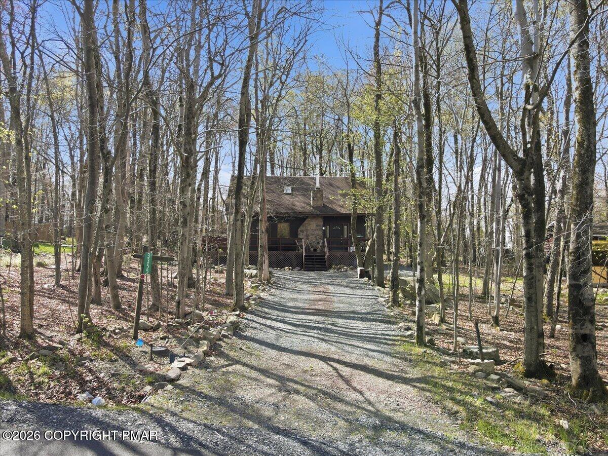 3355 Woodland Drive Property Photo 4