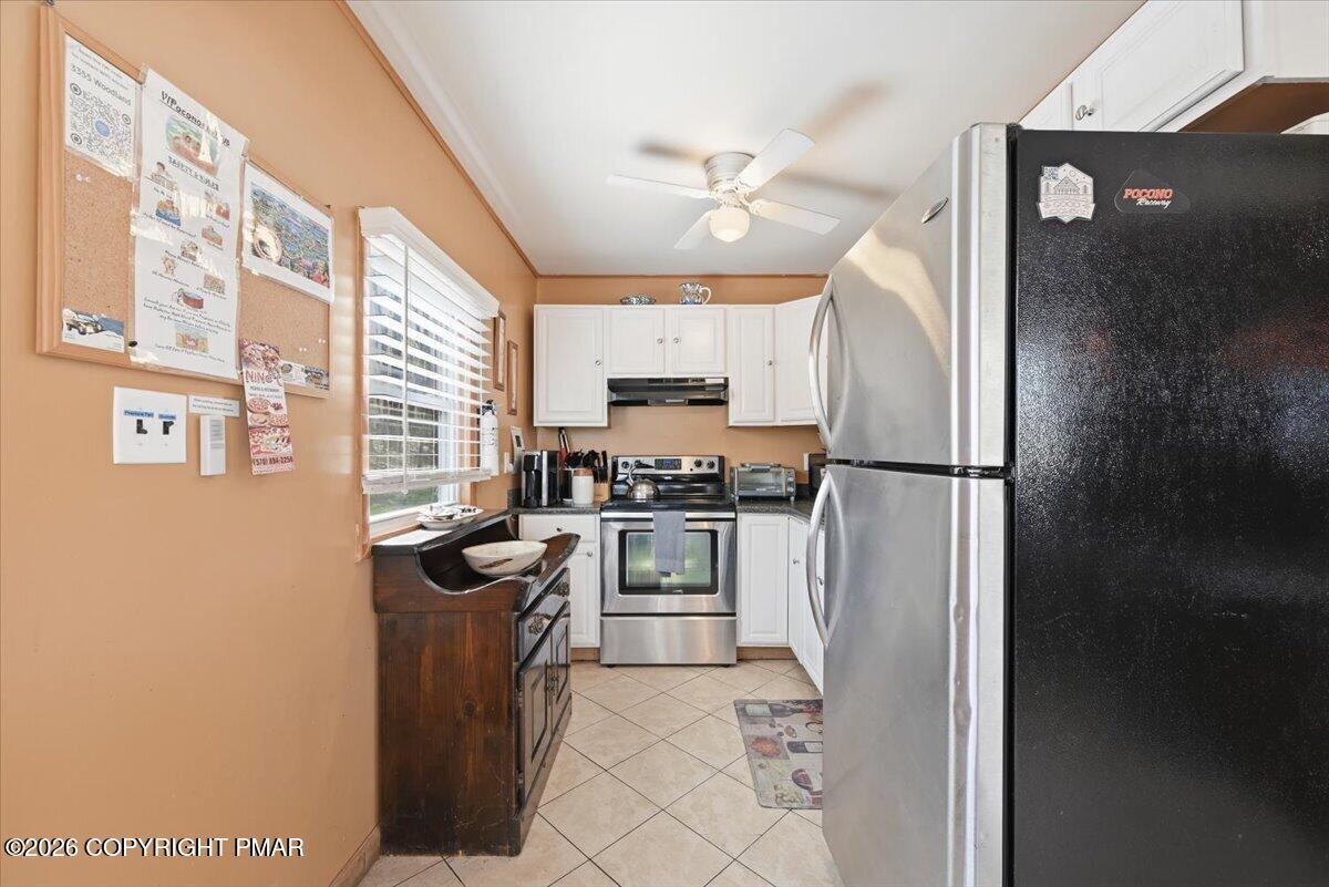 3355 Woodland Drive Property Photo 11