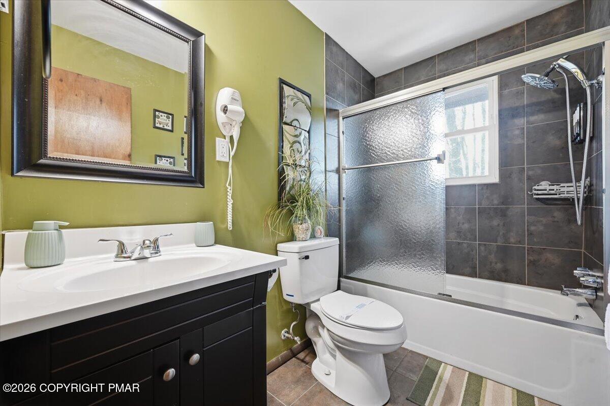 3355 Woodland Drive Property Photo 25
