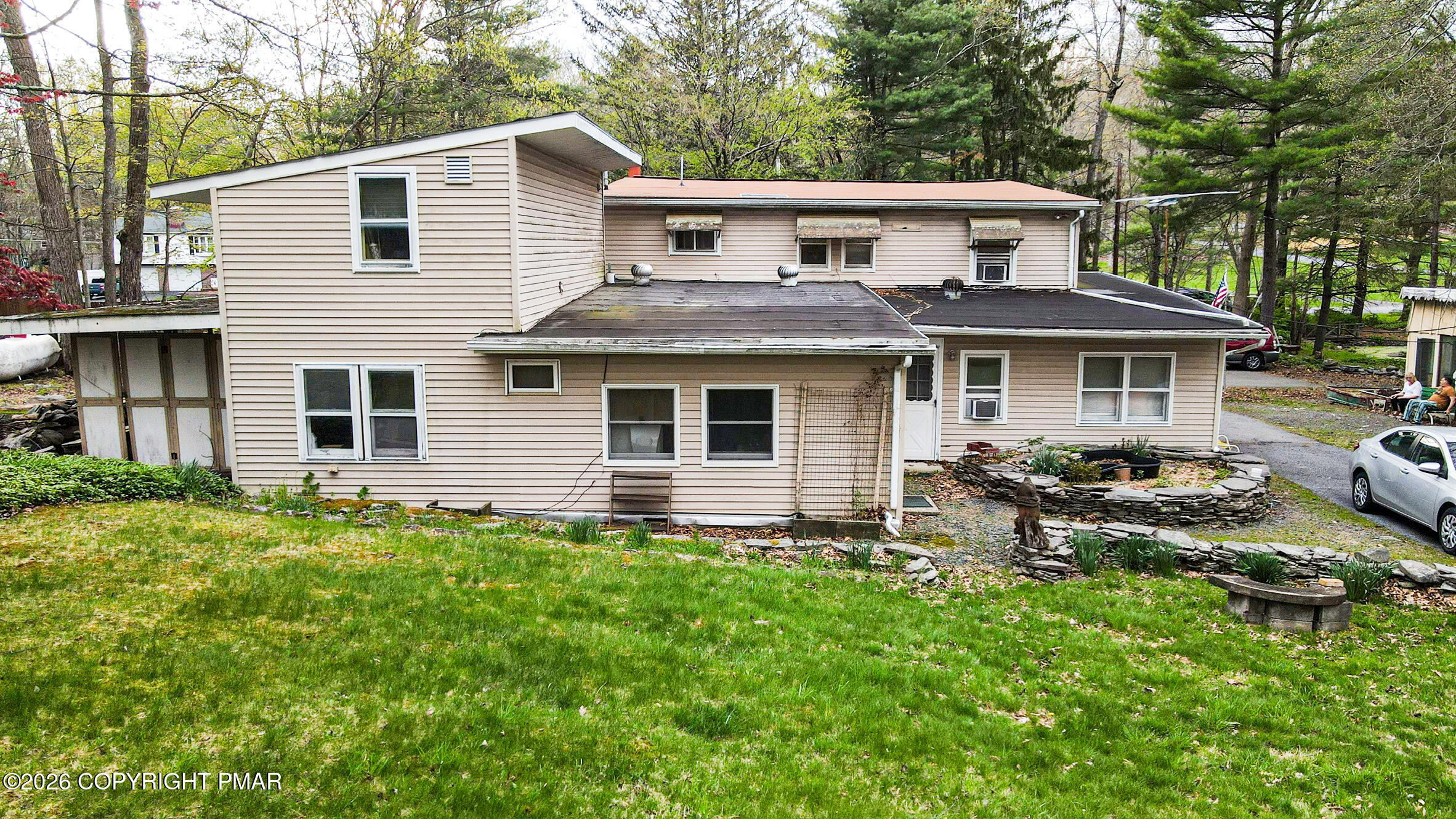 444 Indian Way Property Photo 10