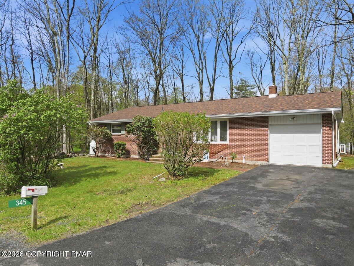 345 Laurel Lake Road Property Photo 2