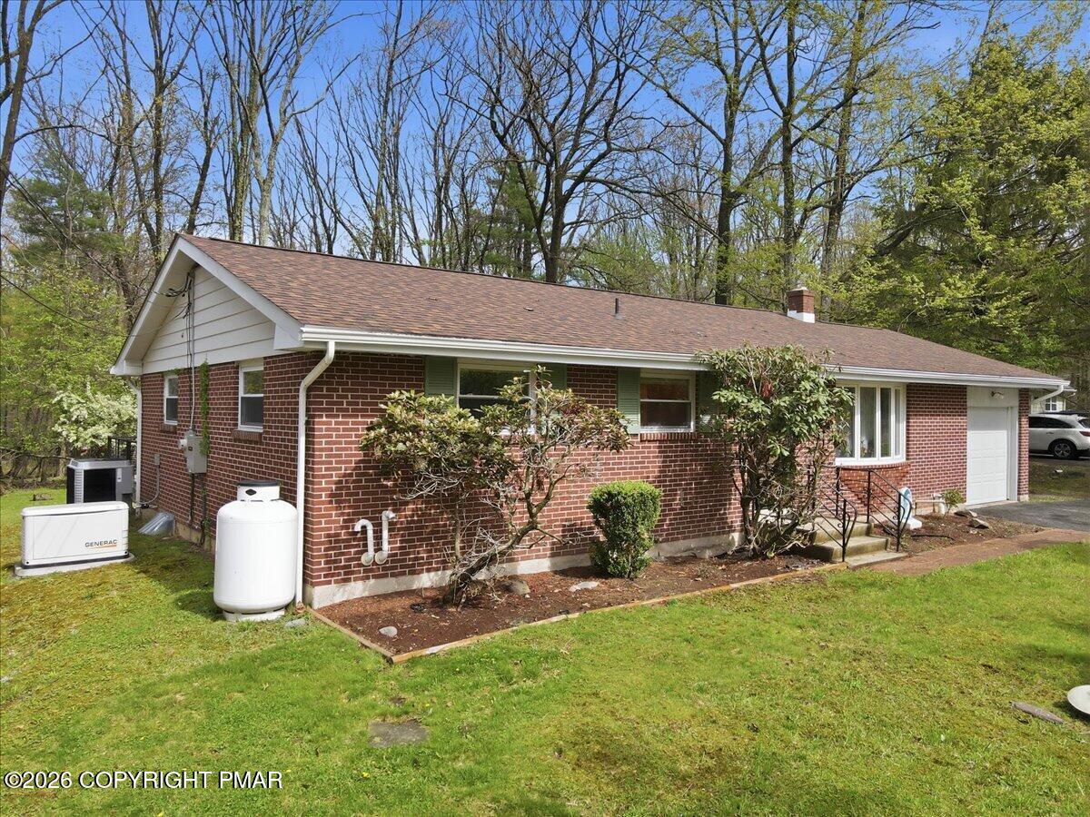 345 Laurel Lake Road Property Photo 3