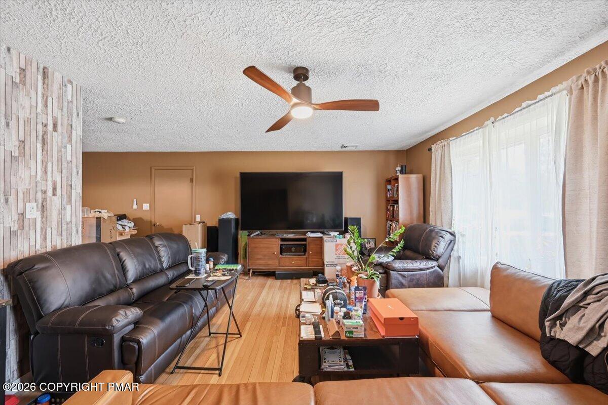 345 Laurel Lake Road Property Photo 9