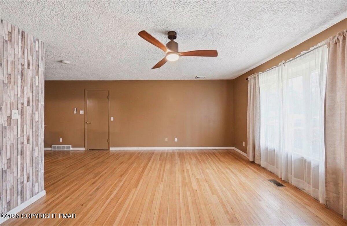 345 Laurel Lake Road Property Photo 10