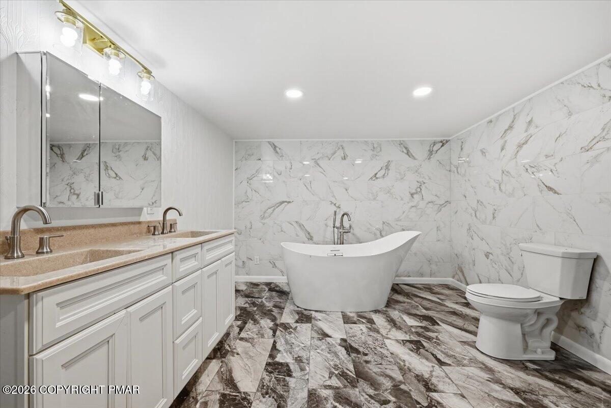 345 Laurel Lake Road Property Photo 45