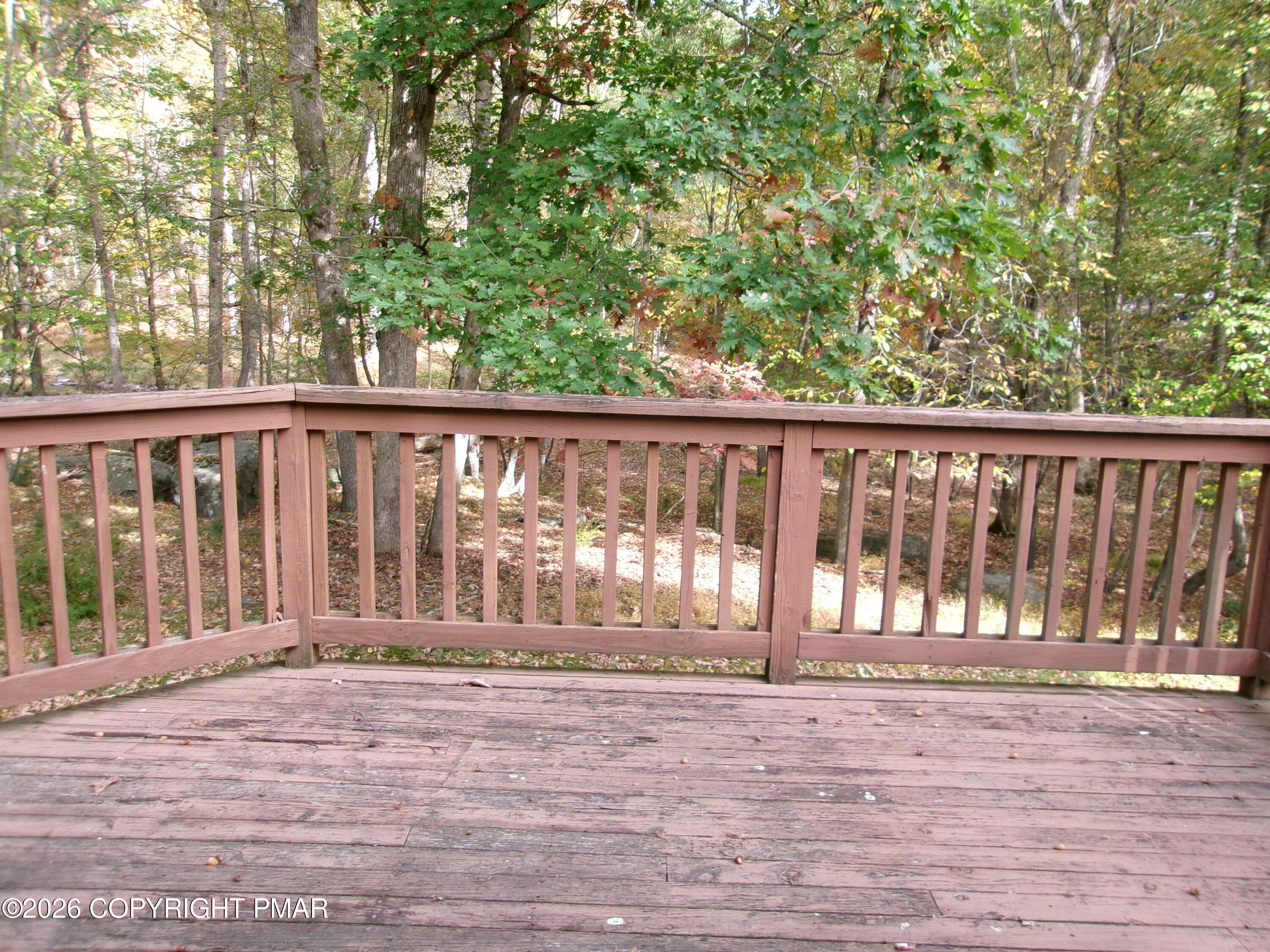 409 Tudor Court Property Photo 9