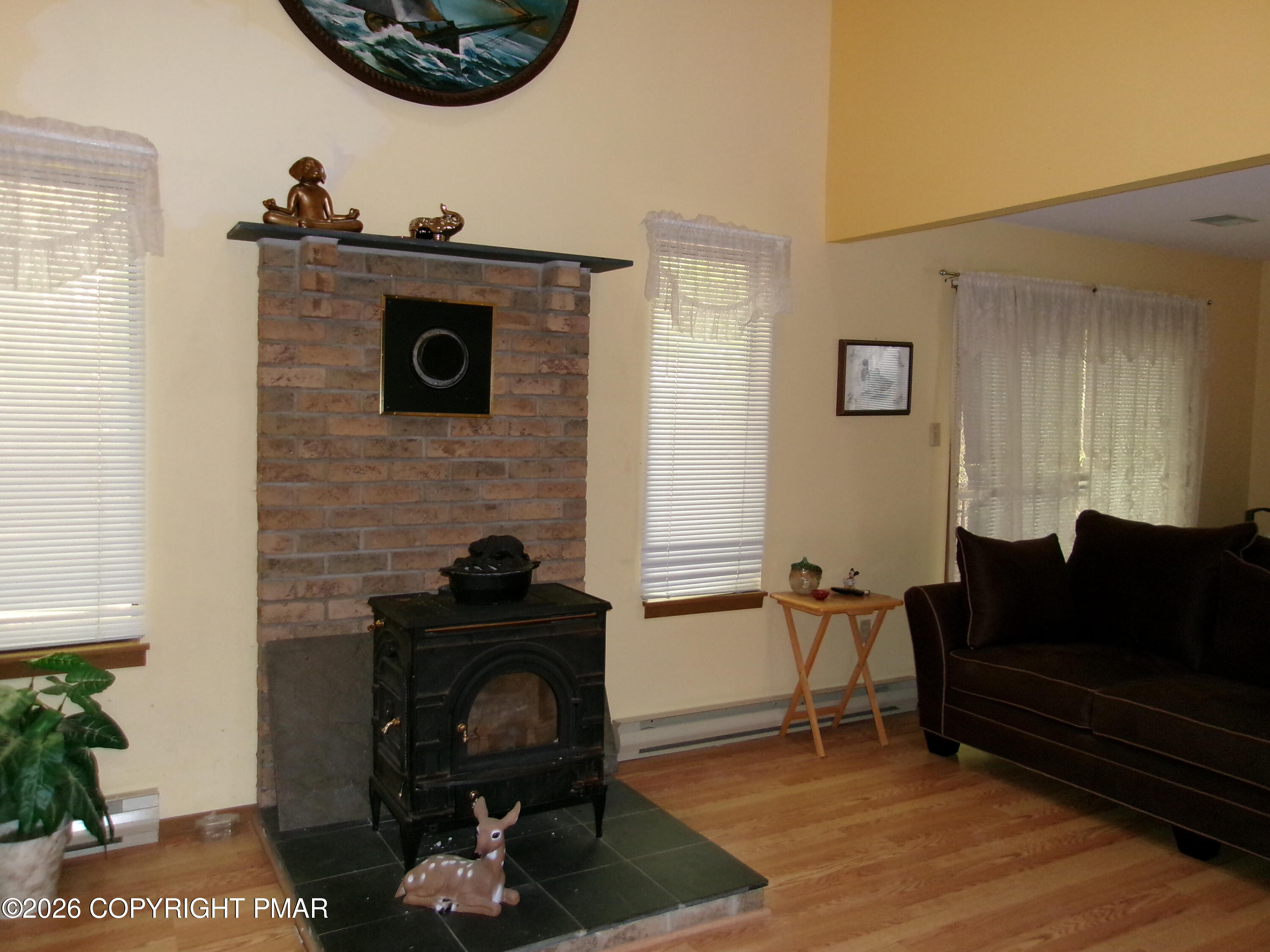 409 Tudor Court Property Photo 21