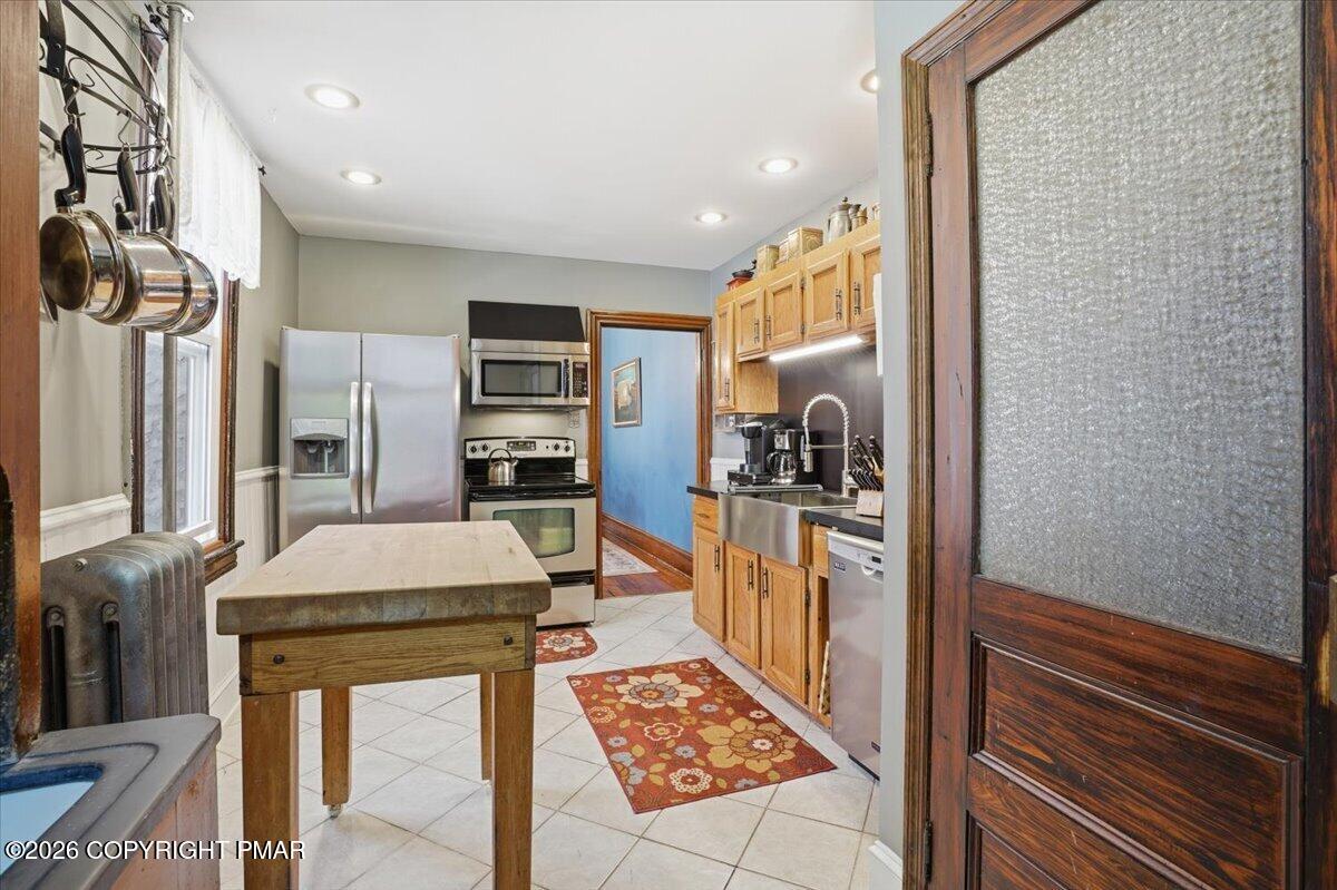 171 W Broadway Property Photo 14