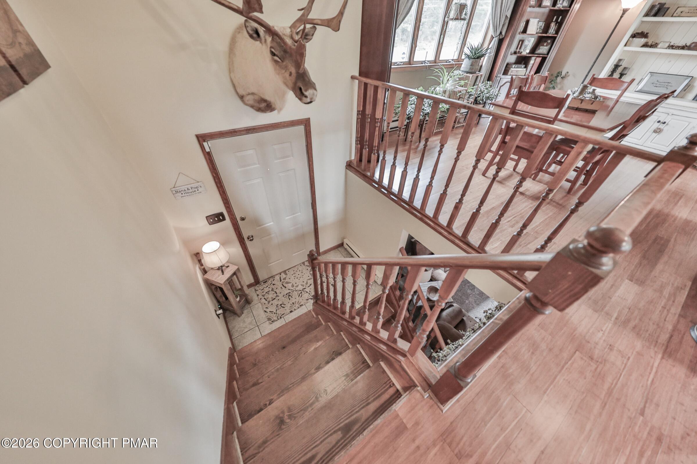 1040 Stagecoach Road W Property Photo 3
