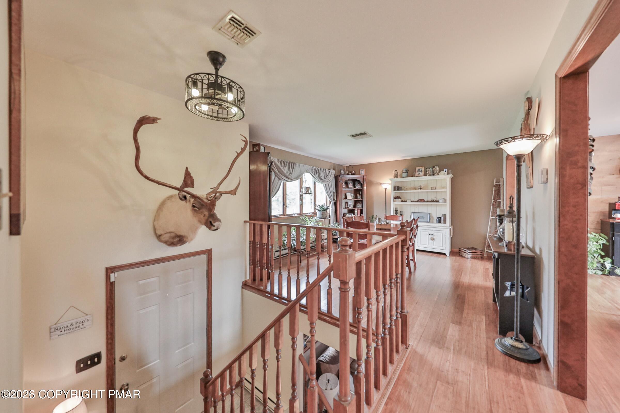 1040 Stagecoach Road W Property Photo 5