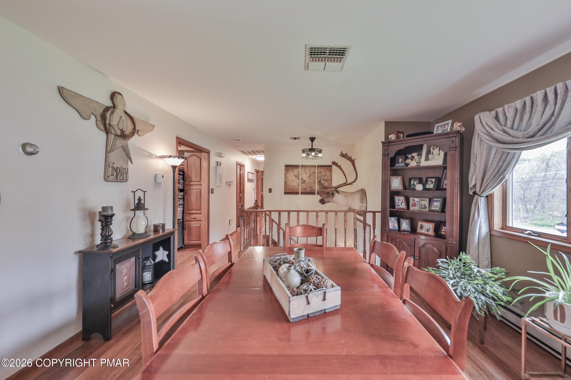 1040 Stagecoach Road W Property Photo 6