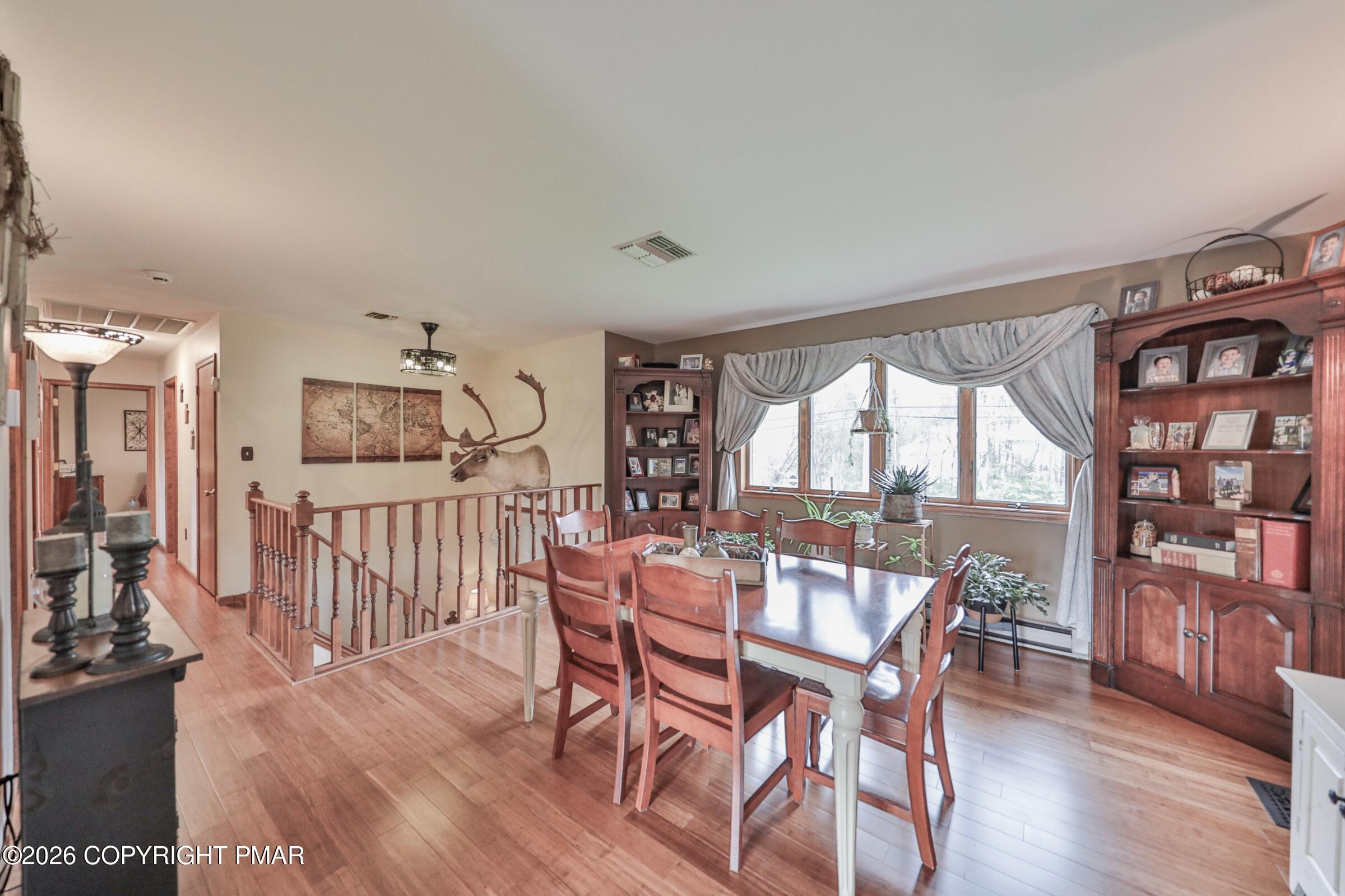 1040 Stagecoach Road W Property Photo 7