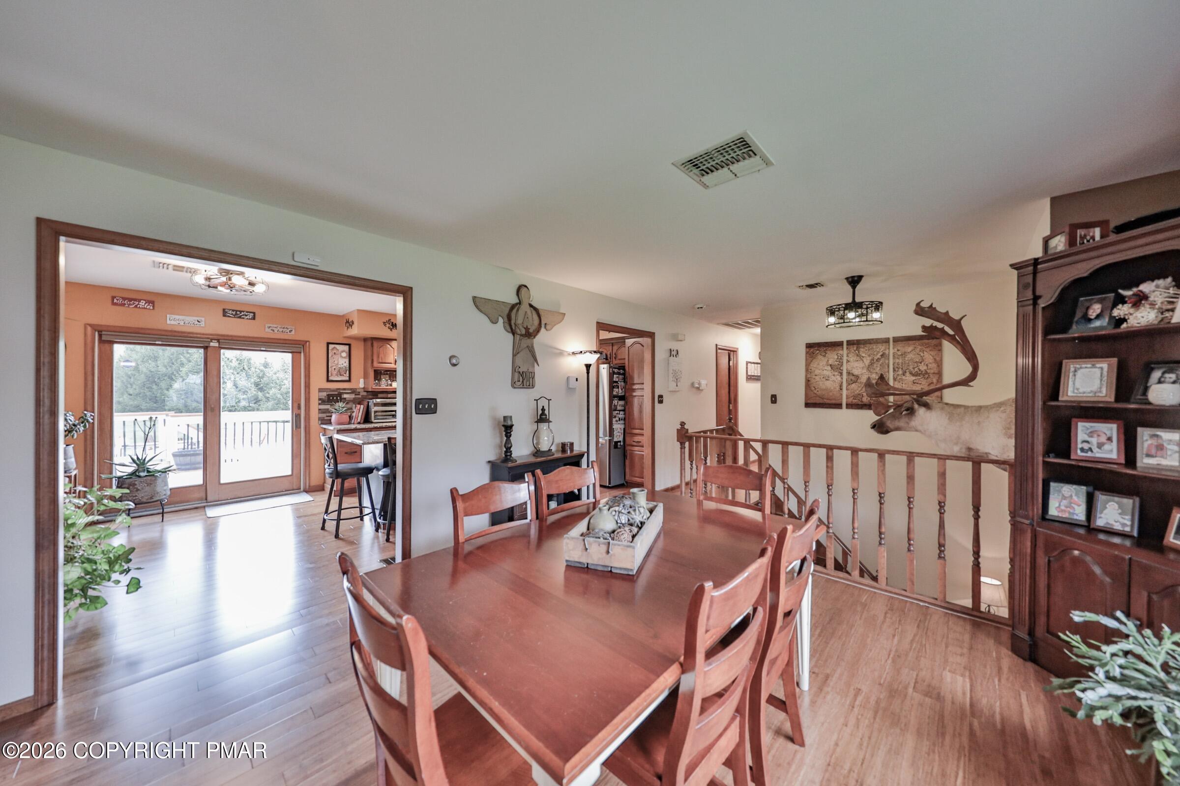 1040 Stagecoach Road W Property Photo 9