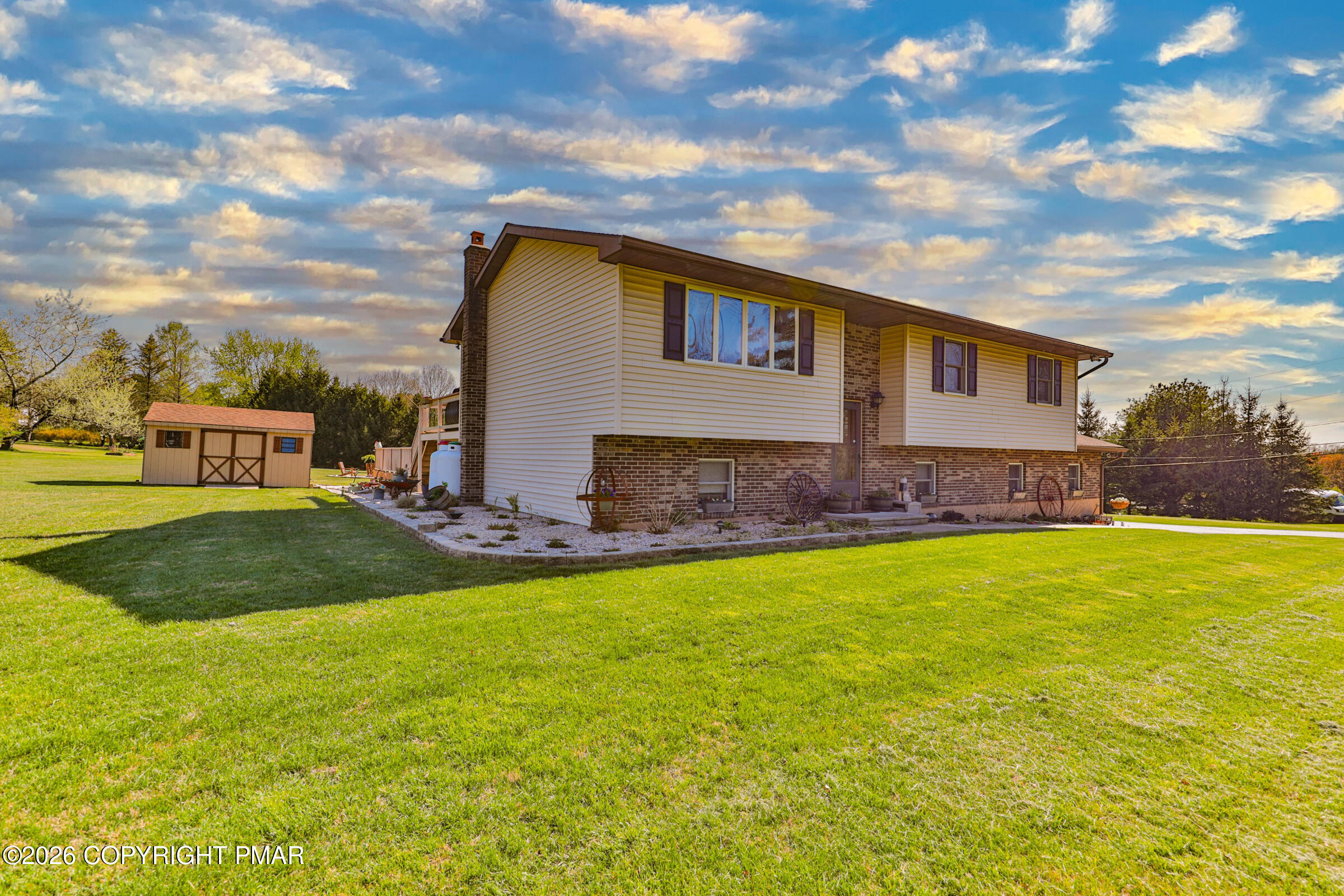 1040 Stagecoach Road W Property Photo 51