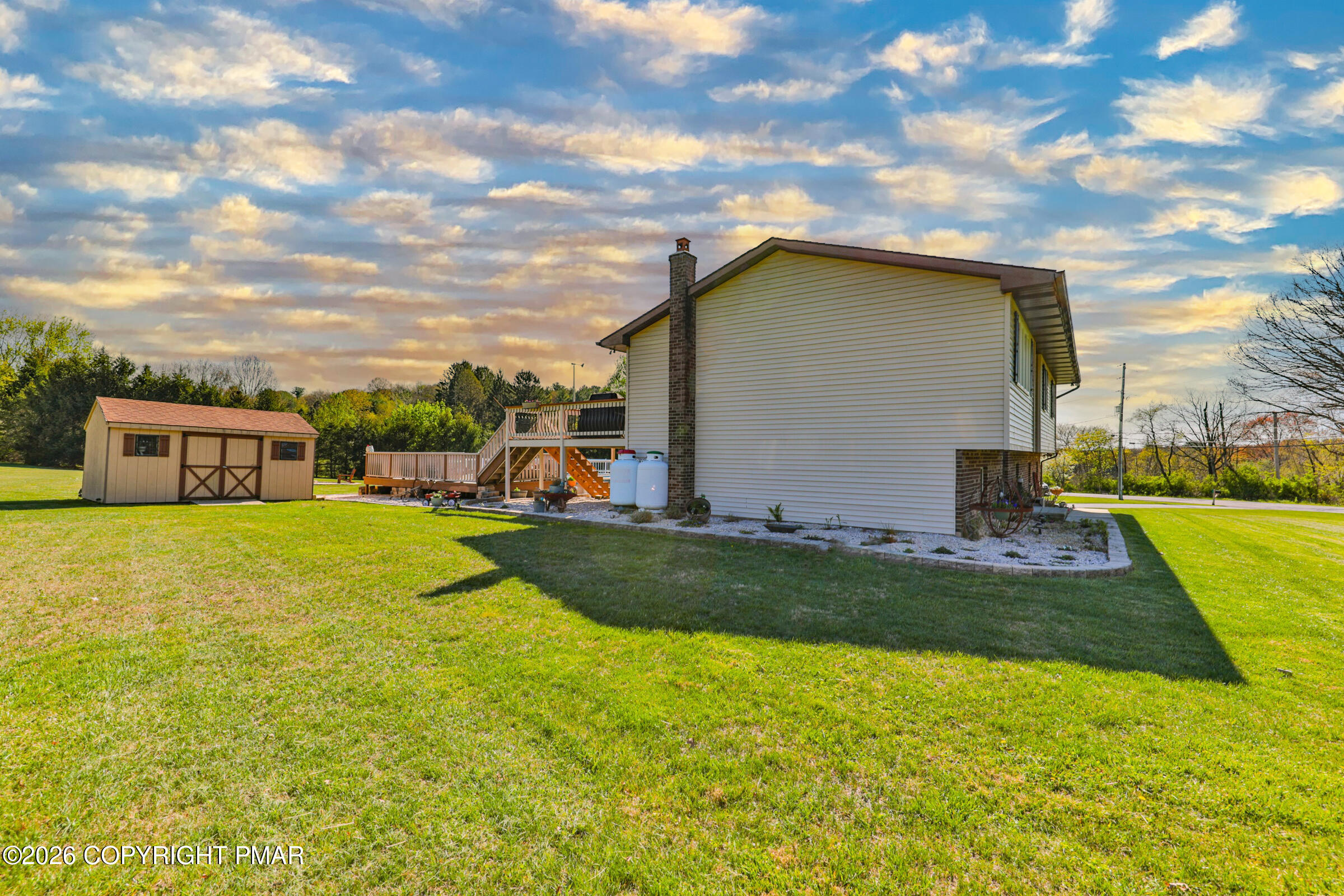 1040 Stagecoach Road W Property Photo 56