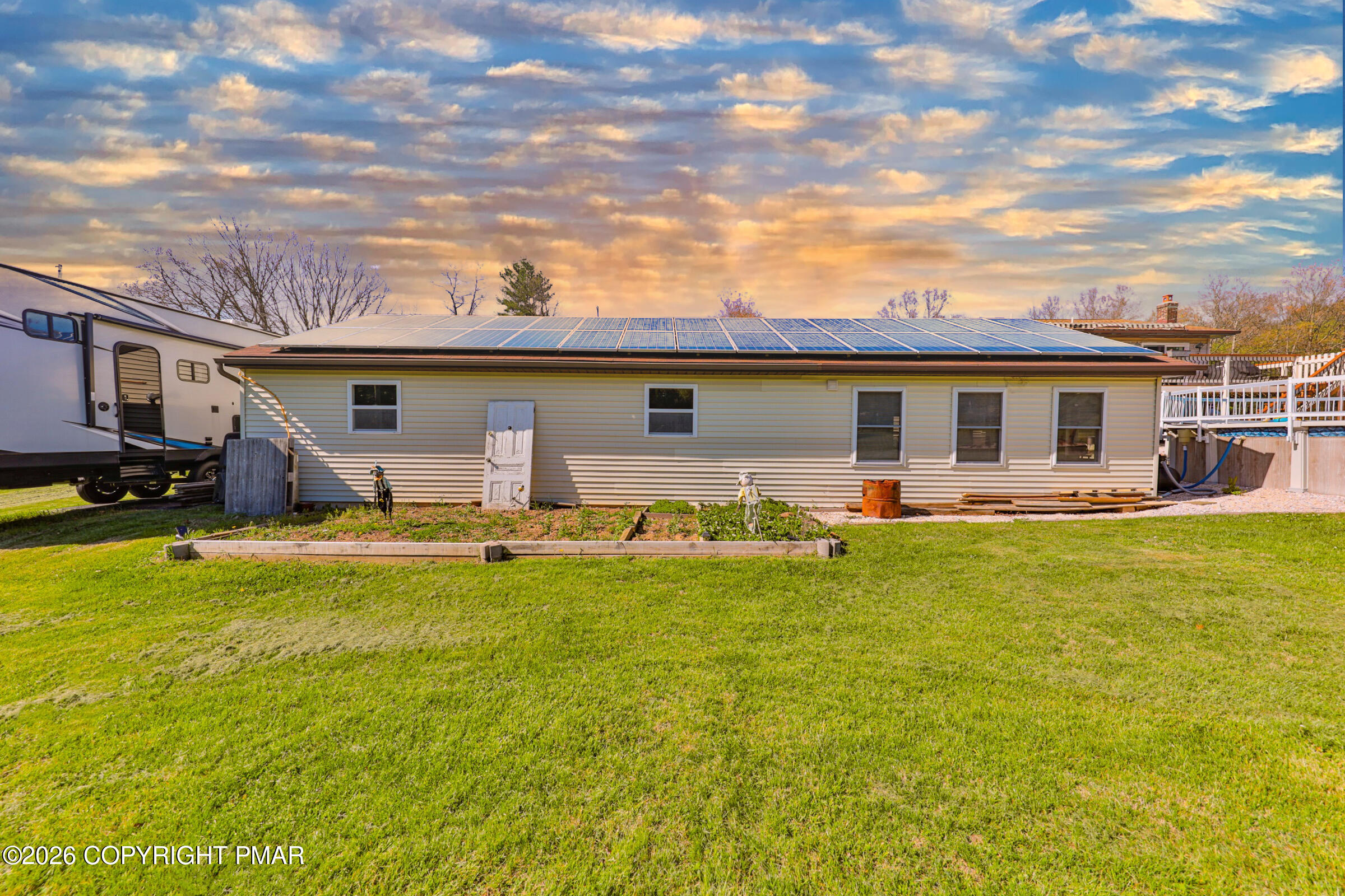 1040 Stagecoach Road W Property Photo 57